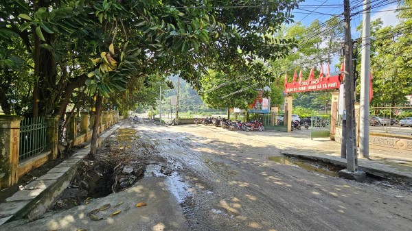 Đề nghị giảm xem xét giảm 50% tiền sử dụng đất đối với hộ gia đình là đồng bào DTTS