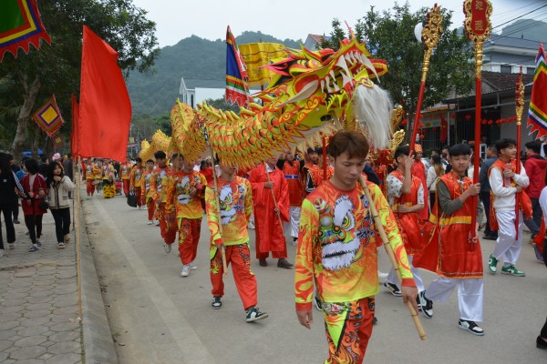 Hòa Bình: Tưng bừng lễ hội chùa Tiên