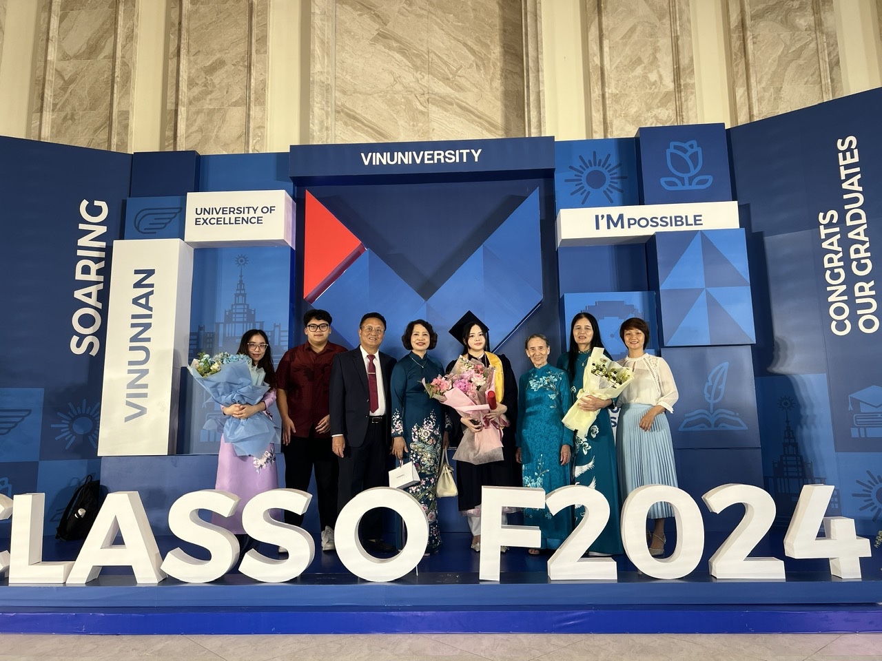 Đi tìm sự thật bằng trái tim nhân hậu