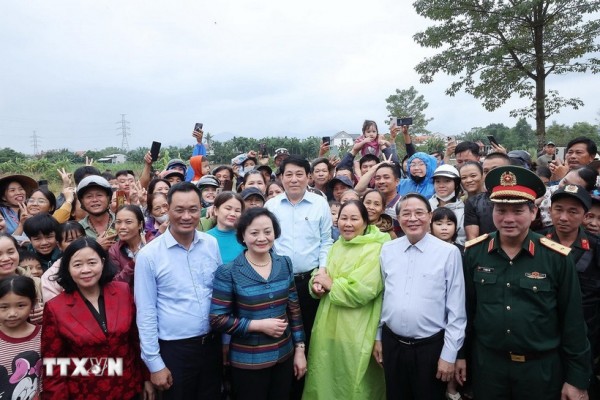 Chủ tịch nước Lương Cường dự Ngày Đại đoàn kết toàn dân tại xã Gò Nổi, thành phố Đà Nẵng