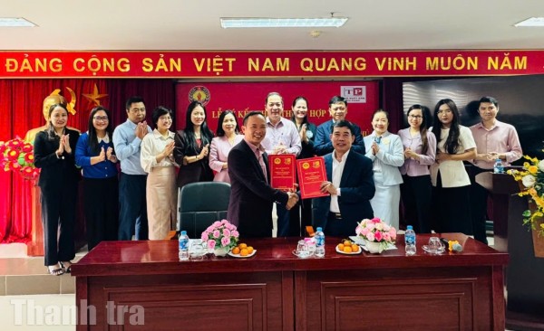 Thỏa thuận hợp tác tăng cường phối hợp xuất bản, phát hành và truyền thông pháp luật trong ngành Thanh tra