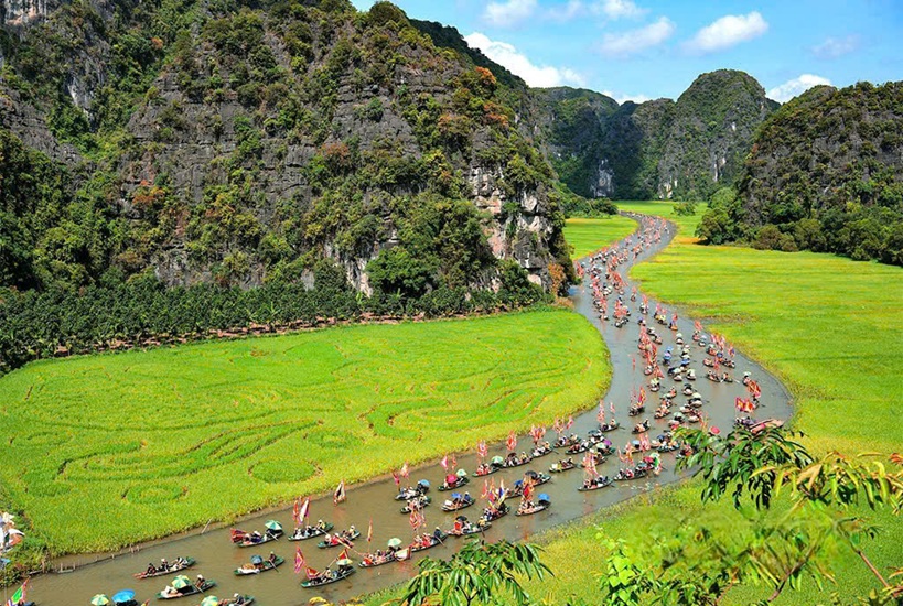 Khai mạc Tuần Du lịch Ninh Bình năm 2025 “Sắc vàng Tam Cốc - Tràng An”
