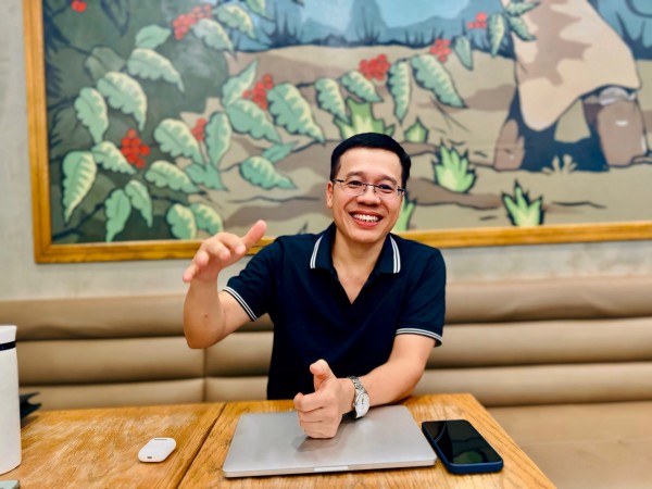 Nhà báo Đỗ Doãn Hoàng: Chuyện chưa kể về một “Phóng viên đặc biệt”