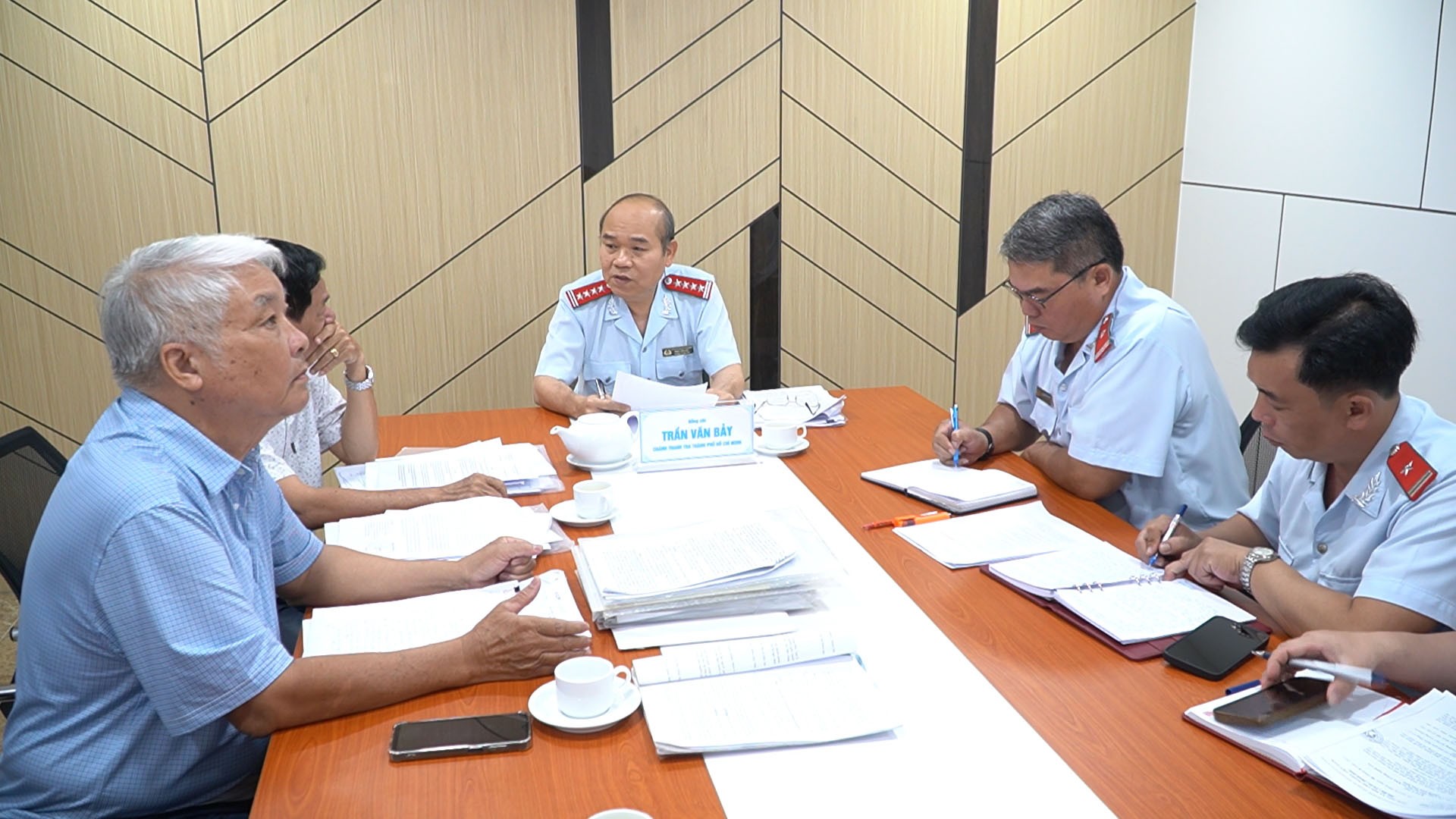 TP Hồ Chí Minh: Tăng cường tiếp công dân, giải quyết các vụ việc đông người, kéo dài