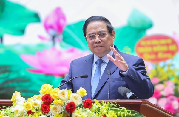 Thủ tướng: Không có hạ tầng tốt, trải thảm đỏ nhà đầu tư cũng không đến