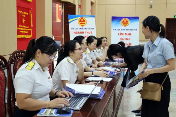 Sổ tay hướng dẫn người nộp thuế thực hiện nghĩa vụ thuế: Tăng cường tính minh bạch,  thúc đẩy tuân thủ tự nguyện