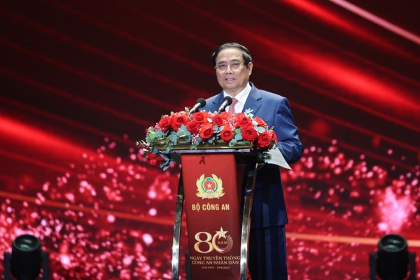 Thủ tướng đặt ra 6 nhiệm vụ cho lực lượng Công an Nhân dân