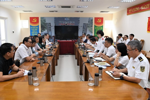 Thanh tra Cục Hàng hải và Đường thủy Việt Nam công bố quyết định thanh tra tại 7 đơn vị