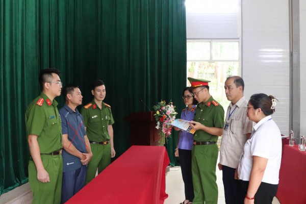 Sơn La: Khởi tố 42 đối tượng trong vụ khai thác vàng trái phép tại xã Gia Phù