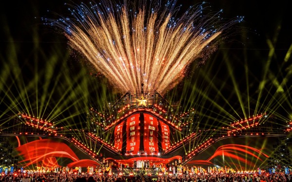 25.000 khán giả bùng nổ cảm xúc trong đêm V Concert - Rạng rỡ Việt Nam