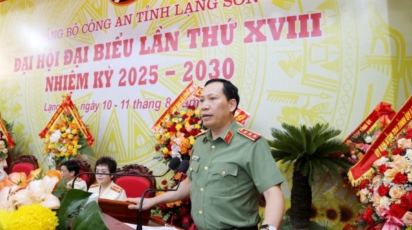 Thứ trưởng Bộ Công an Lê Văn Tuyến dự Đại hội đại biểu Đảng bộ Công an tỉnh Lạng Sơn