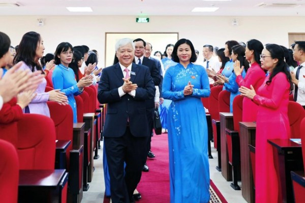 Xây dựng tổ chức hội phụ nữ ngày càng vững mạnh