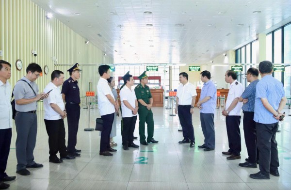 Bộ Y tế kiểm tra phòng, chống dịch Chikungunya tại Lạng Sơn