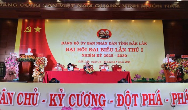 Đắk Lắk nâng cao năng lực lãnh đạo, quyết tâm xây dựng tỉnh phát triển nhanh, bền vững trong nhiệm kỳ 2025-2030
