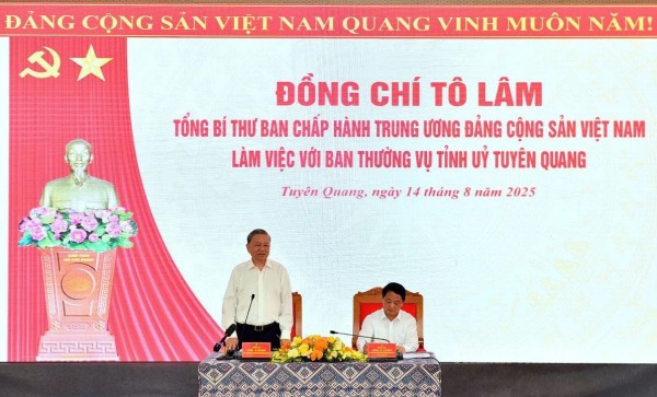 Ưu tiên tập trung đẩy mạnh cải cách hành chính, nêu cao tinh thần phục vụ nhân dân