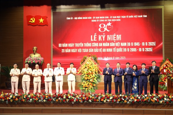 Điện Biên kỷ niệm 80 năm Ngày truyền thống Công an Nhân dân