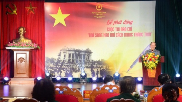 Trao giải cuộc thi báo chí “Tỏa sáng hào khí Cách mạng Tháng Tám”