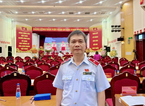 Không ngừng rèn luyện bản lĩnh chính trị, trau dồi chuyên môn nghiệp vụ trong giai đoạn mới