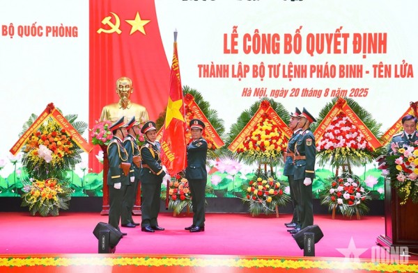 Chính thức thành lập Bộ Tư lệnh Pháo binh - Tên lửa