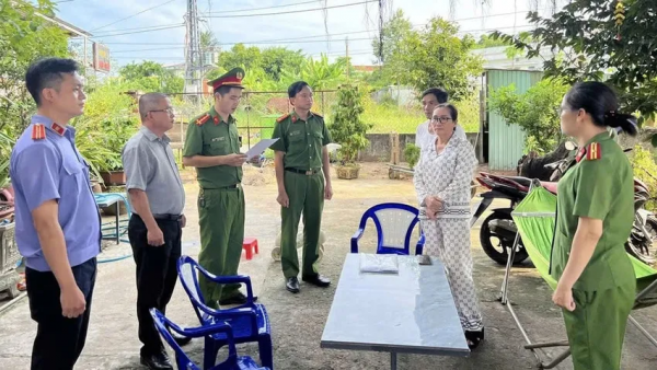 Quảng Ngãi: Bắt giam cựu cán bộ Hội phụ nữ tham ô tiền của hội viên