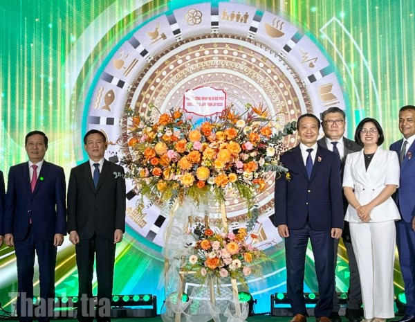 Chính phủ cam kết đồng hành thực chất và hiệu quả với doanh nghiệp