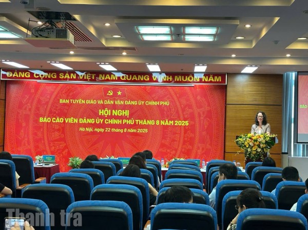 Đẩy mạnh tuyên truyền trọng tâm và bảo vệ vững chắc nền tảng tư tưởng của Đảng