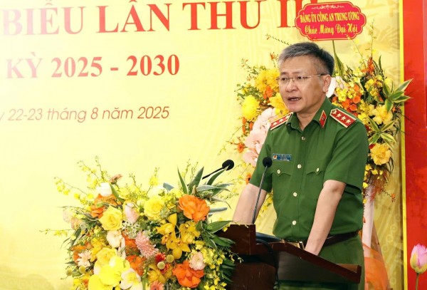 Thứ trưởng Bộ Công an chỉ đạo Đại hội Đảng bộ Tổng công ty Viễn thông MobiFone