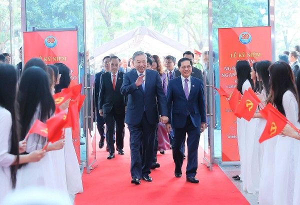 Ngoại giao Việt Nam - 80 năm hành trình bản lĩnh, trí tuệ và khát vọng vươn tầm