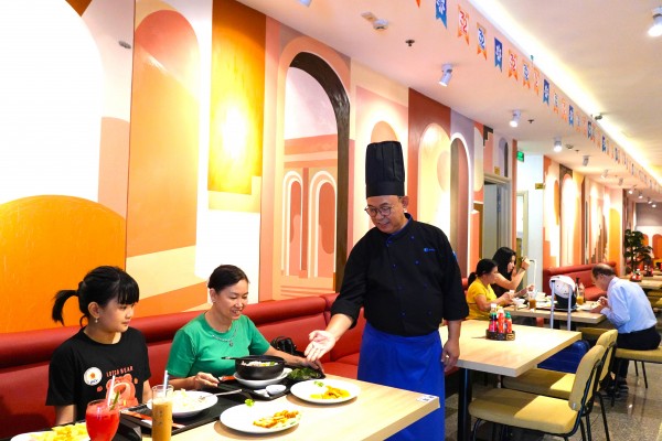 Trải nghiệm hương vị ẩm thực Ấn Độ ngay tại sân bay Tân Sơn Nhất