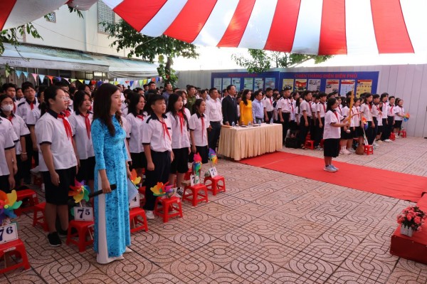 Nhà giáo được hưởng nhiều chính sách hỗ trợ mới