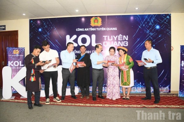 Tuyên Quang: Gặp mặt gần 100 người nổi tiếng trên mạng xã hội