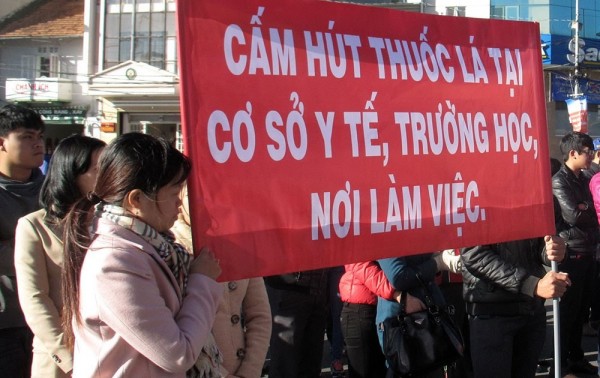 Xây dựng môi trường làm việc không khói thuốc lá