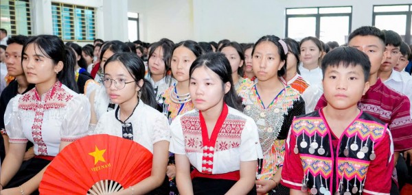 Nghệ An: Khai giảng năm học mới với quyết tâm hiện đại hóa ngành Giáo dục