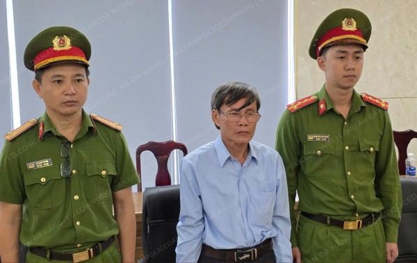 Bắt cựu nhân viên văn phòng đăng ký đất đai ở Đà Nẵng về tội lừa đảo