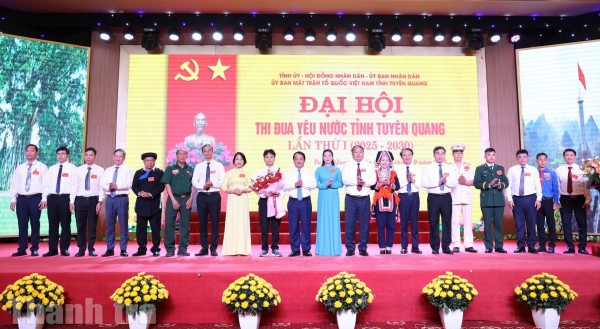Nhiều tập thể, cá nhân được tặng Huân chương tại Đại hội Thi đua yêu nước tỉnh Tuyên Quang lần thứ I