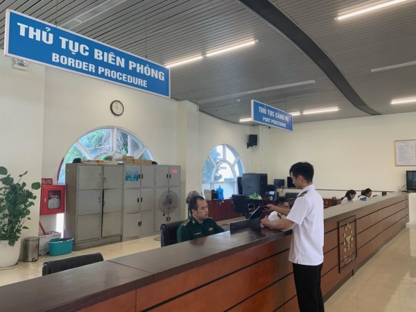 Thủ tục biên phòng điện tử: Thuận lợi cho Nhân dân, minh bạch cho Nhà nước