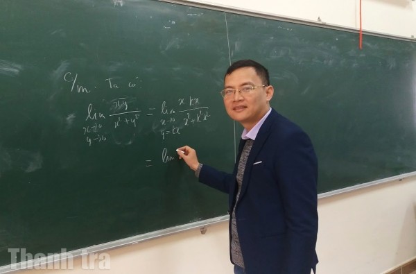 2 ứng viên giáo sư trẻ nhất năm 2025 từng là phó giáo sư khi 33 tuổi