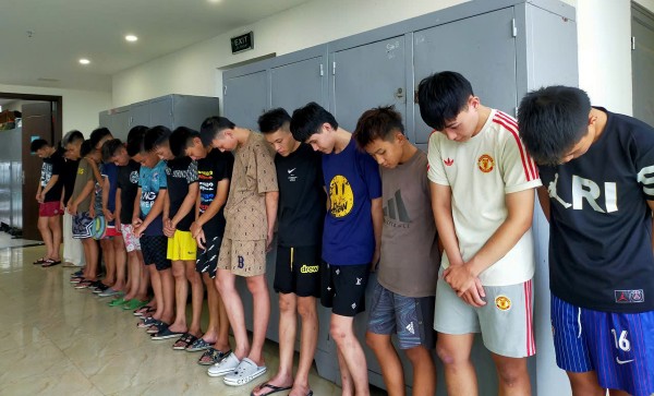 Bắt nhóm thanh, thiếu niên chiếm đoạt và phá hoại tài sản của người dân