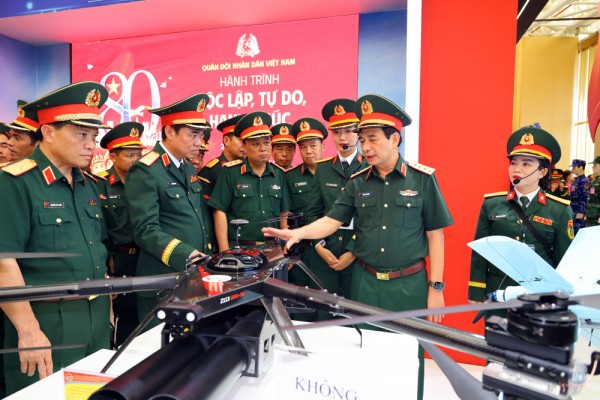 Đại tướng Phan Văn Giang: Thành công của khu trưng bày khẳng định sức mạnh tổng hợp của Quân đội Nhân dân Việt Nam