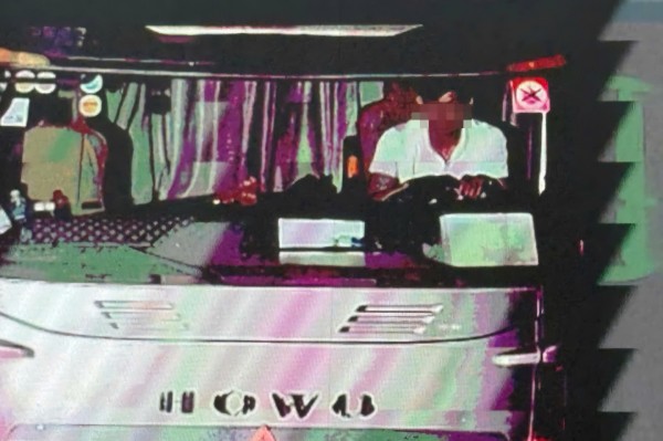 Camera giao thông phát hiện hàng trăm xe ô tô vi phạm thắt dây an toàn