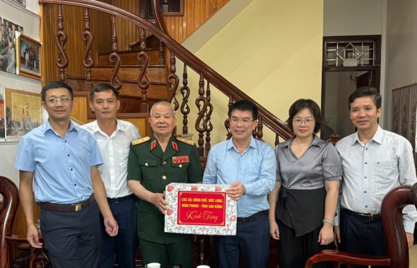 Cao Bằng: Gặp mặt và tri ân Anh hùng lực lượng vũ trang Nhân dân La Văn Cầu