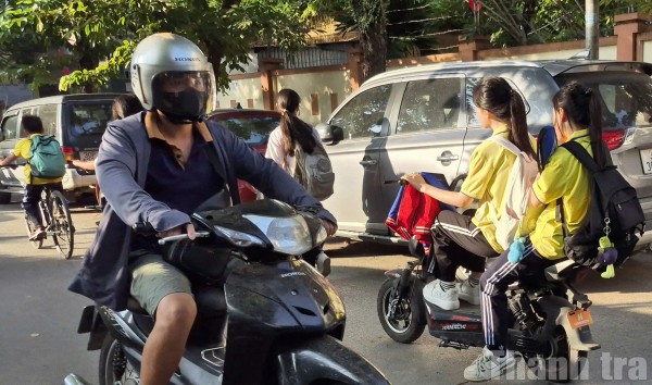 Phụ huynh giao xe cho con chưa đủ tuổi: Cần thực hiện nghiêm quy định của pháp luật