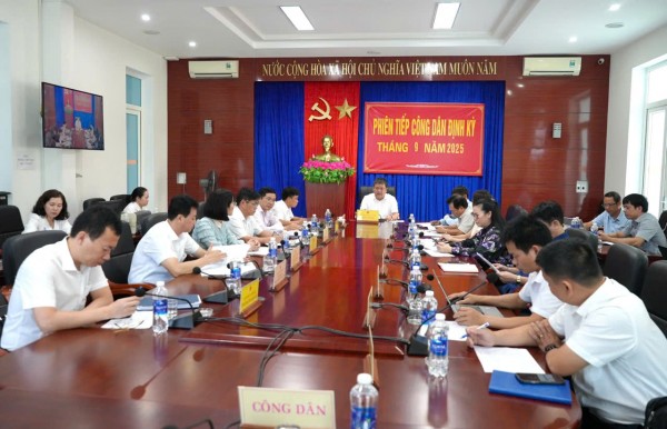 Lãnh đạo tỉnh Quảng Trị tiếp dân: Giải đáp thỏa đáng cho nhiều trường hợp