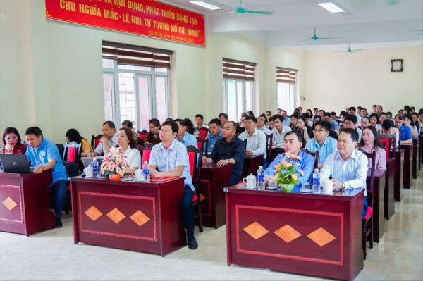 Lào Cai: Nâng cao nghiệp vụ kiểm tra, giám sát cho cán bộ cơ sở