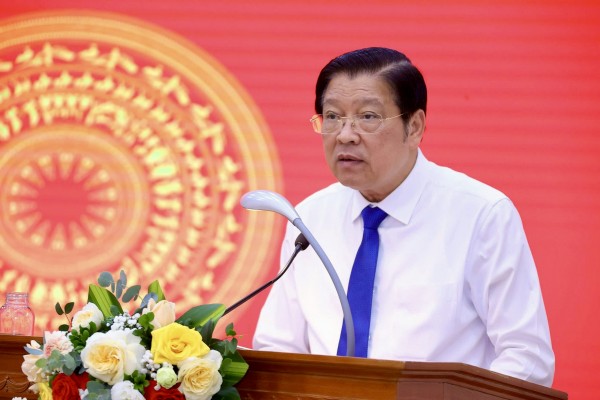 Chỉ có tin tưởng, trách nhiệm, chia sẻ, hỗ trợ nhau mới có thể giúp chúng ta hoàn thành nhiệm vụ