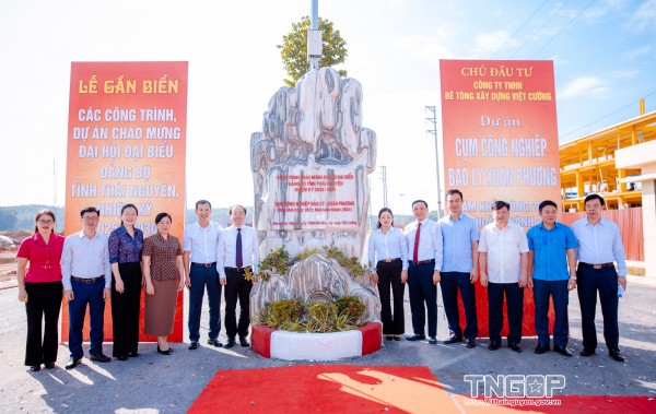 Nhiều công trình gắn biển chào mừng Đại hội đại biểu Đảng bộ tỉnh Thái Nguyên