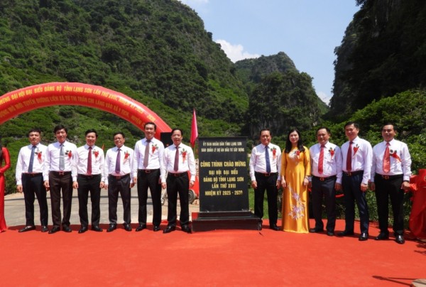 Lạng Sơn: Khánh thành công trình mở mới tuyến đường liên xã hơn 164 tỷ đồng