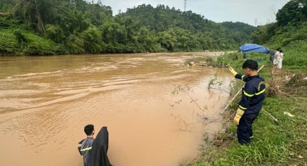 Lạng Sơn: Tìm thấy thi thể 2 nạn nhân nghi bị đuối nước trên sông Kỳ Cùng