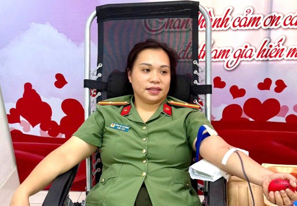 Cán bộ, chiến sỹ Công an tỉnh Cao Bằng liên tiếp hiến máu cứu người