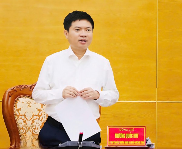 Ninh Bình: Ban Thường vụ Tỉnh ủy cho ý kiến về công tác chuẩn bị Đại hội đại biểu Đảng bộ tỉnh lần thứ I